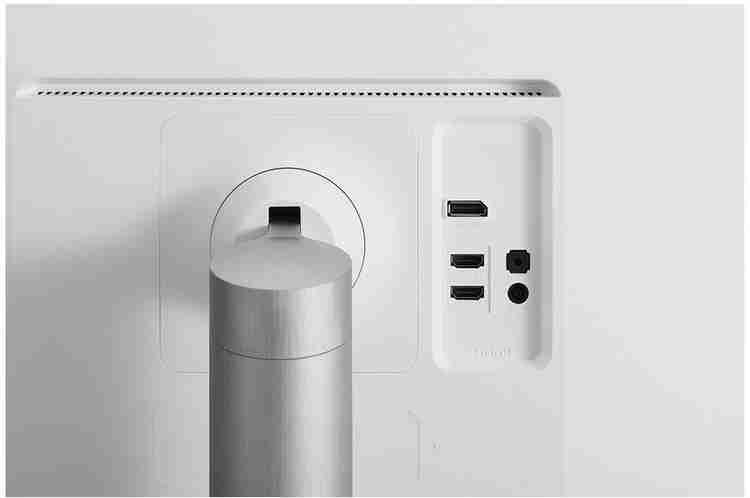 LG ULTRAFINE 68.58 cm (27 inch) 4K Ultra HD LED Backlit IPS 