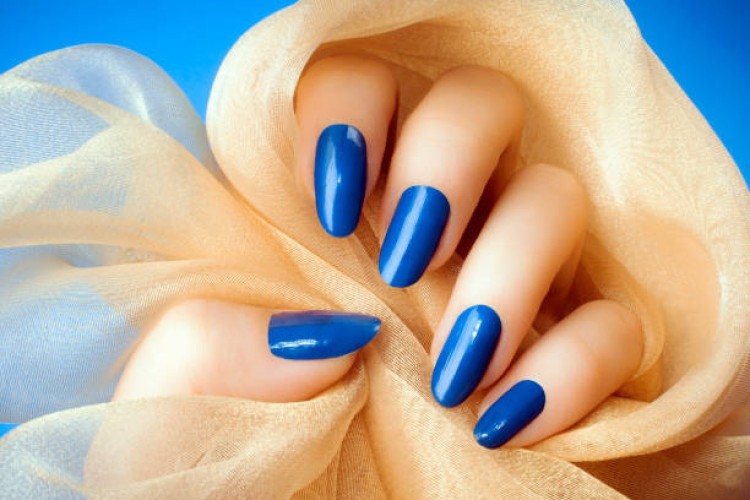 A 2011 Bright Blue Nail Color Guide – EauMG