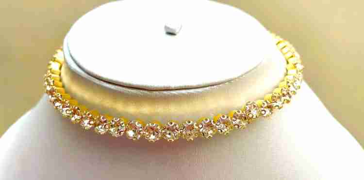 Gold coloured choker necklace sale