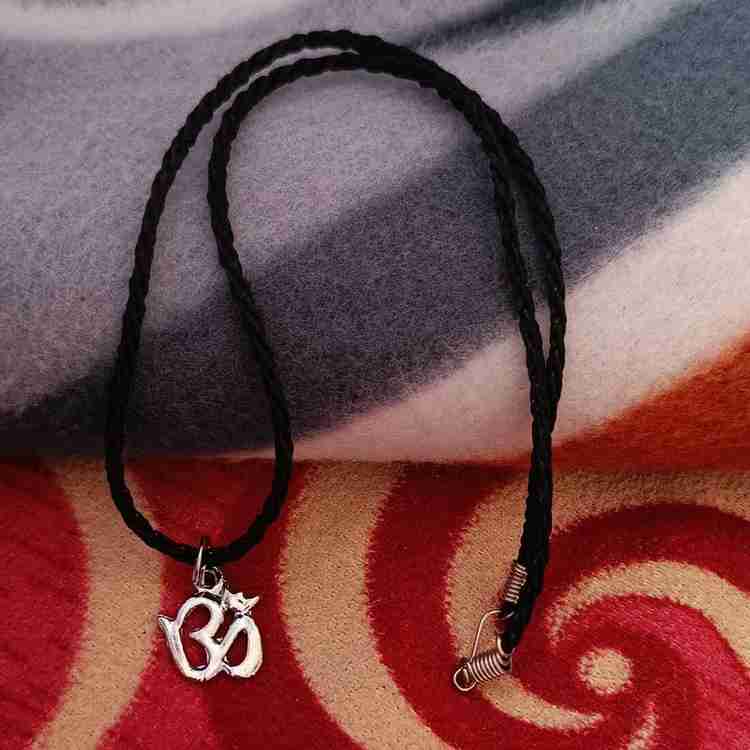 Black thread discount with locket