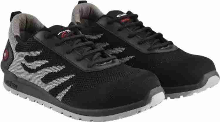 Nike safety clearance toe shoes