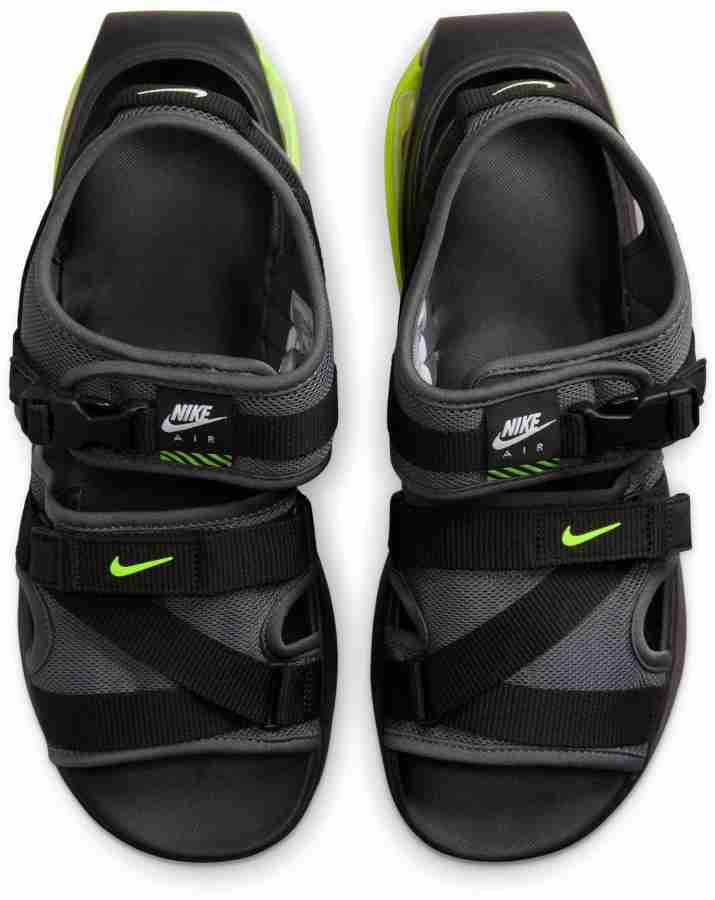 NIKE AIR MAX SOL Men Black Sports Sandals - Buy NIKE AIR MAX SOL 
