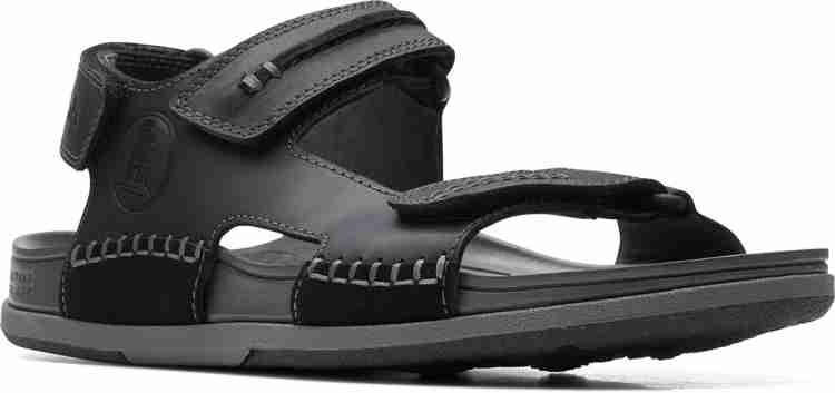 Clarks best sale sandals flipkart