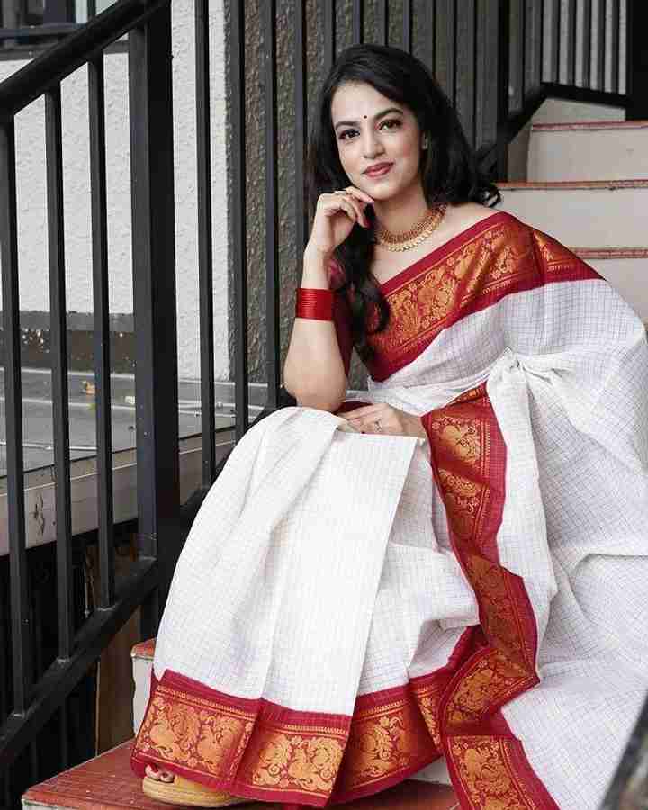 Flipkart cotton sarees below 300 on sale