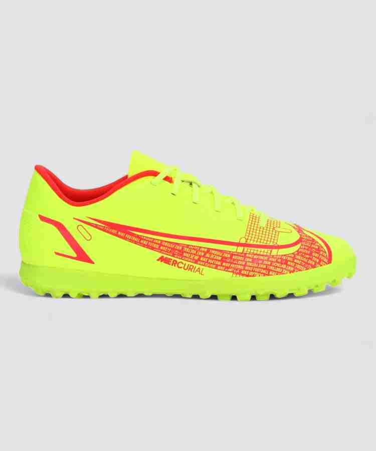 Football shoes nike flipkart online