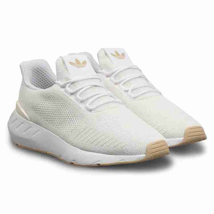 Adidas originals swift sale run copper metallic