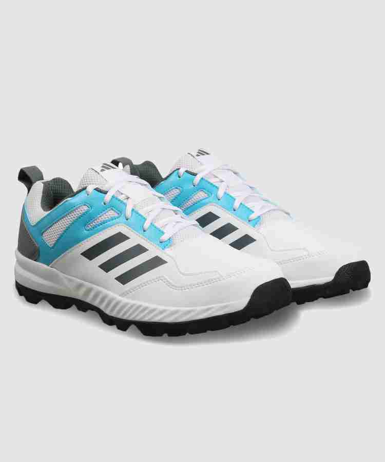 Flipkart on sale cricket shoes