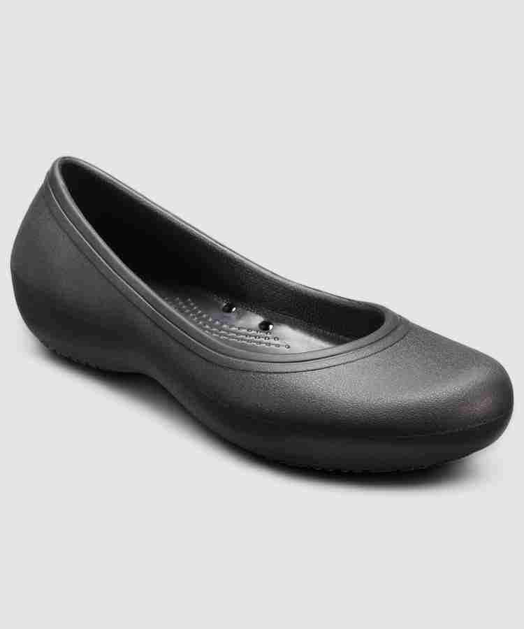 Black work fashion crocs