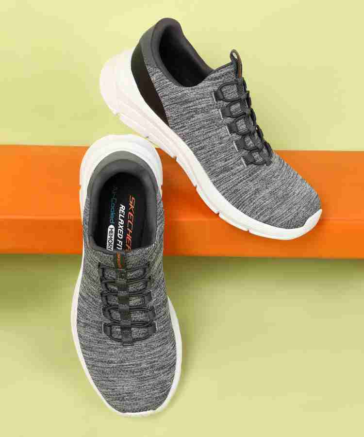 Skechers relaxed fit memory hotsell foam india