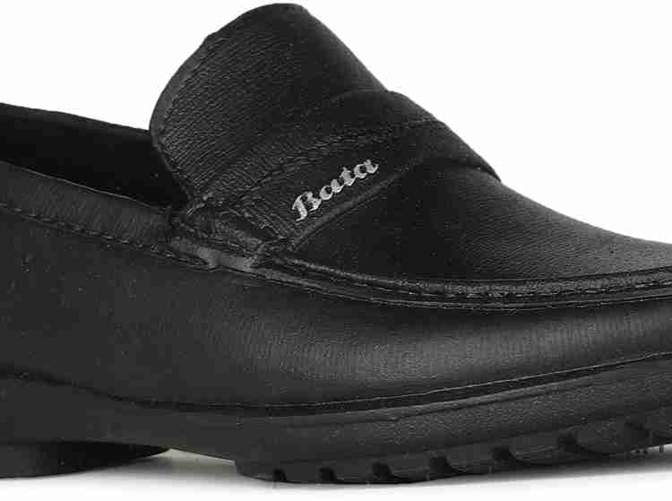 Bata sandak rainy store shoes price