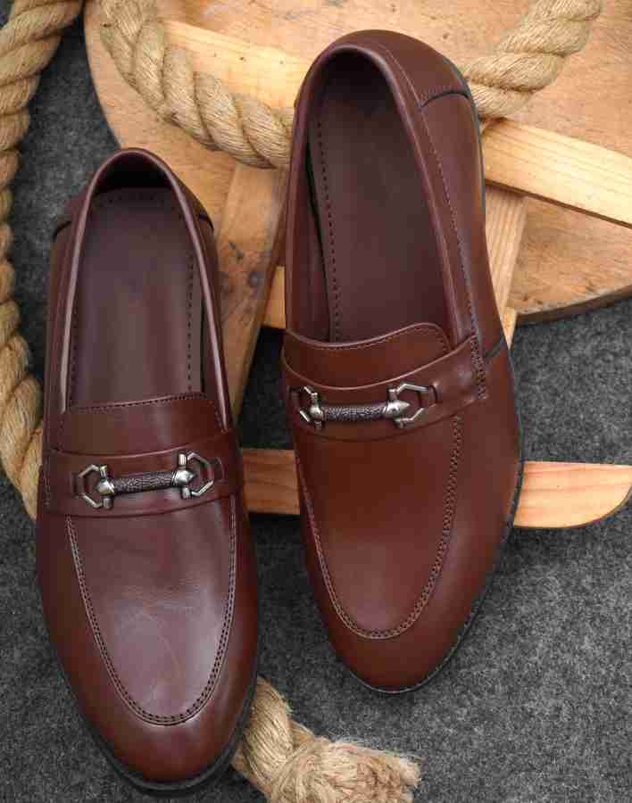 Fashion store formal shoes