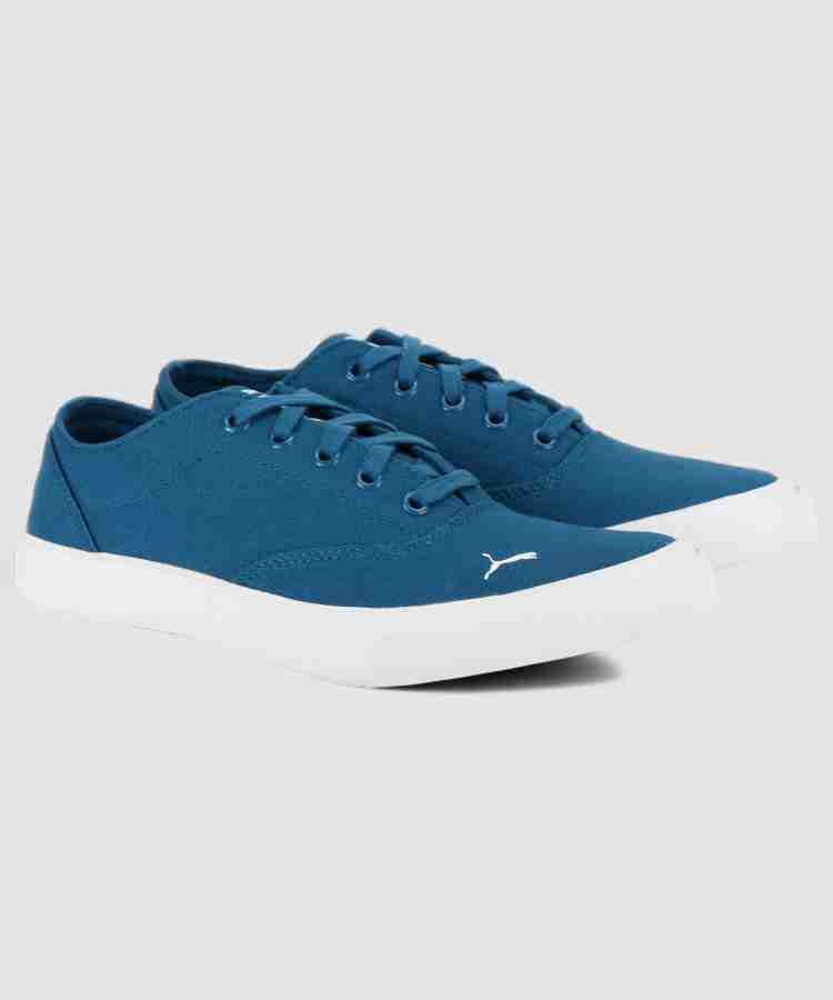 Puma canvas shoes buy online hotsell