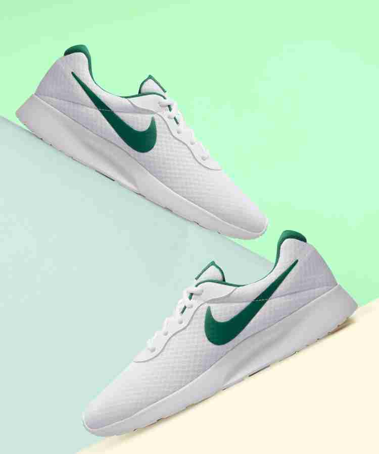 Nike tanjun mens clearance shoes