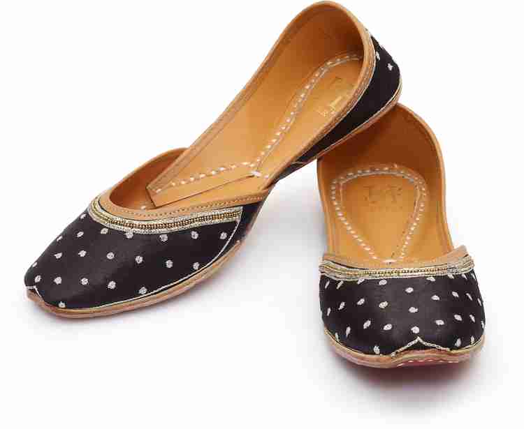 HEER Ethnic Punjabi Jutti Mojari for Women s Pretty Black Jutis For Women Buy HEER Ethnic Punjabi Jutti Mojari for Women s Pretty Black Jutis For Women Online at Best Price Shop