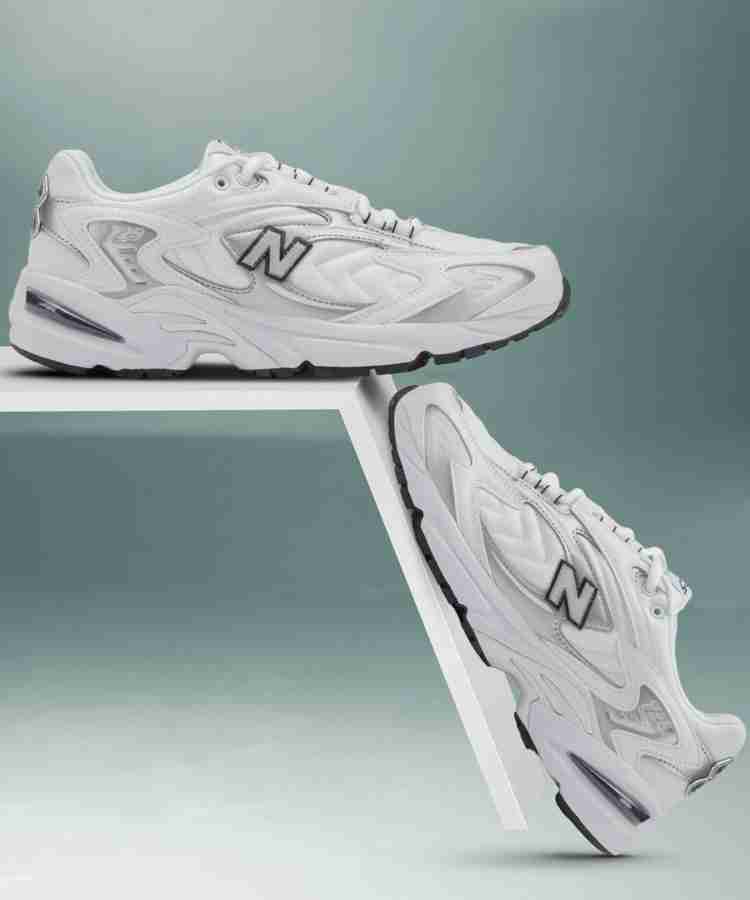 New Balance 725 Sneakers For Men - Buy New Balance 725 Sneakers 