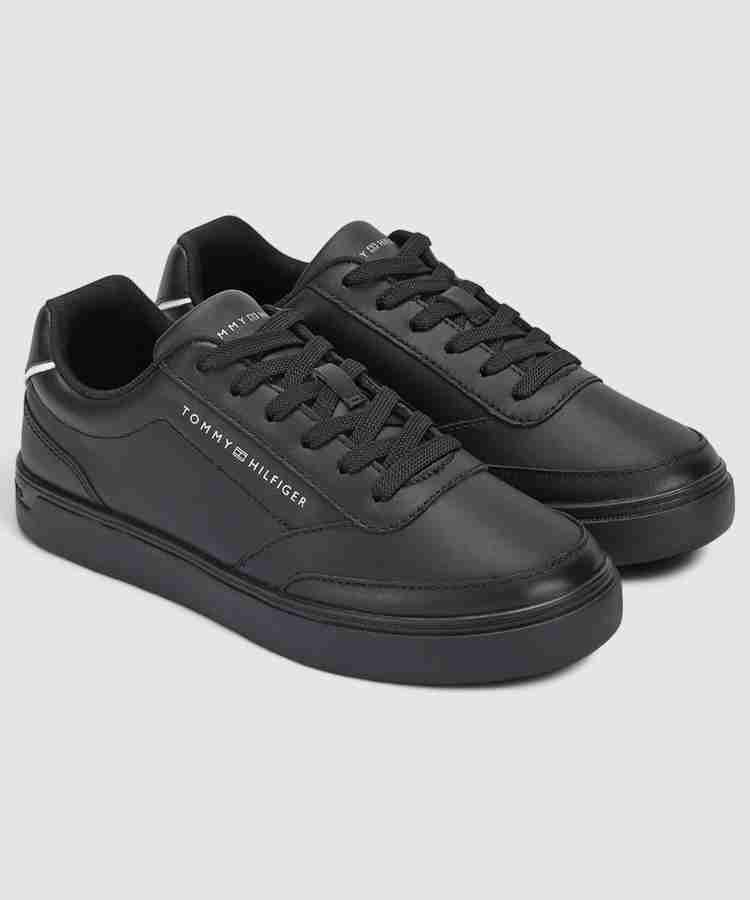 Tommy hilfiger shoes flipkart clearance