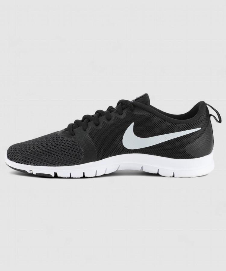 nike essential flex tr