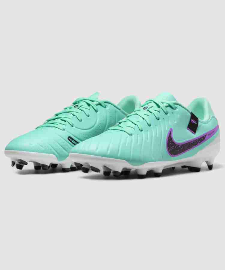 Nike football shoes lowest price best sale