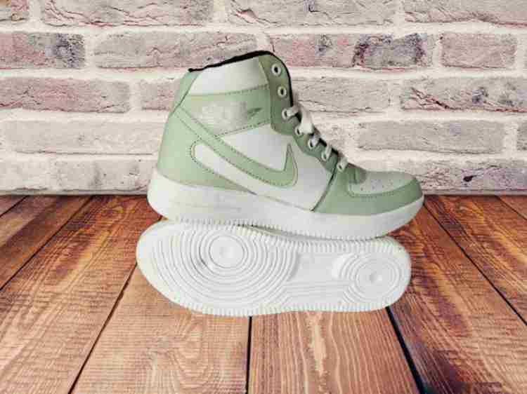 Nike high store tops olive green