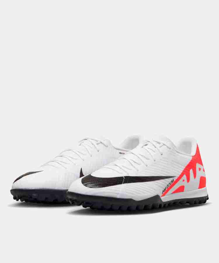 NIKE Mercurial Vapor 15 Academy Football Shoes For Men Buy NIKE Mercurial Vapor 15 Academy Football Shoes For Men Online at Best Price Shop Online for Footwears in India Flipkart