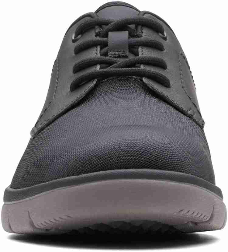 Clarks tunsil hotsell plain oxford