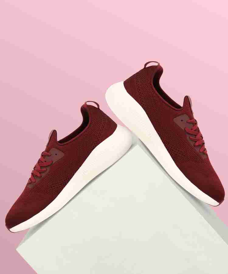 Maroon deals polo shoes