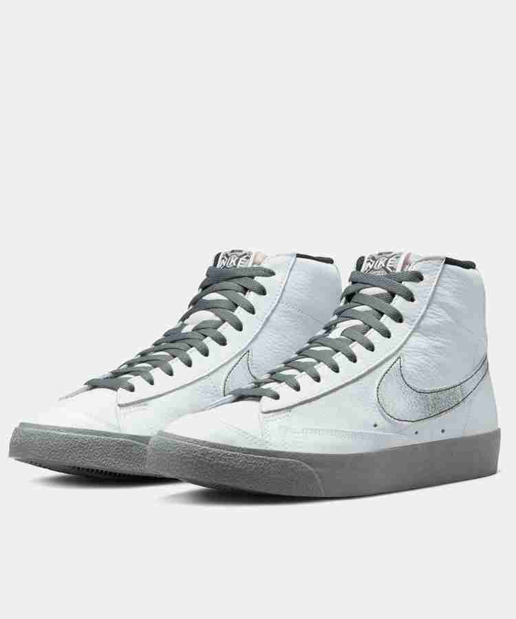Shop outlet nike blazer