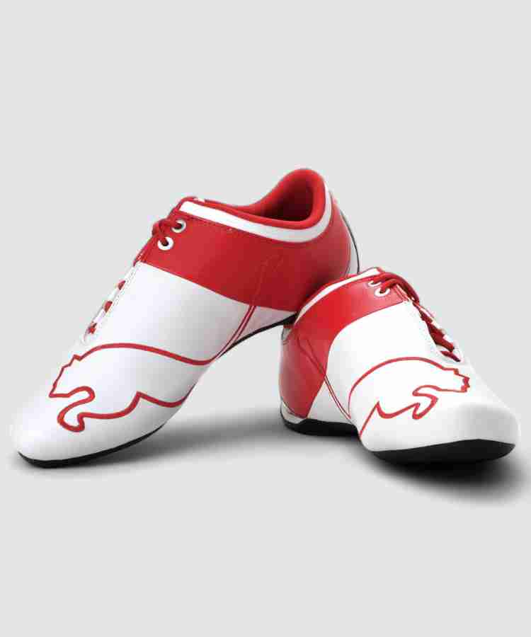 PUMA Future Cat M1 Scuderia Ferrari M1 Sneakers For Men - Buy White, Rosso  Corsa Color PUMA Future Cat M1 Scuderia Ferrari M1 Sneakers For Men Online  at Best Price - Shop