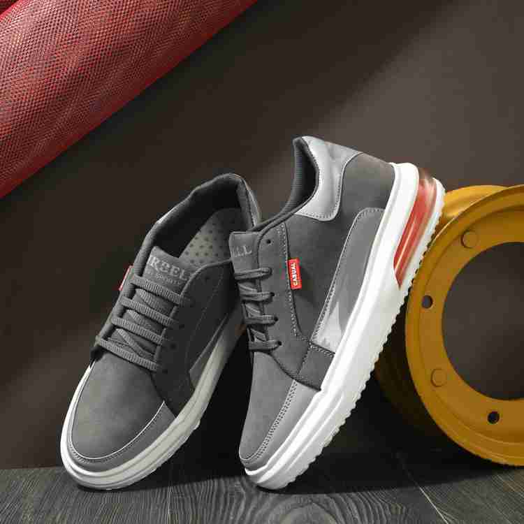 Versatile casual shoes on sale