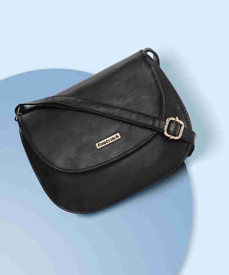 Fastrack clearance bags flipkart