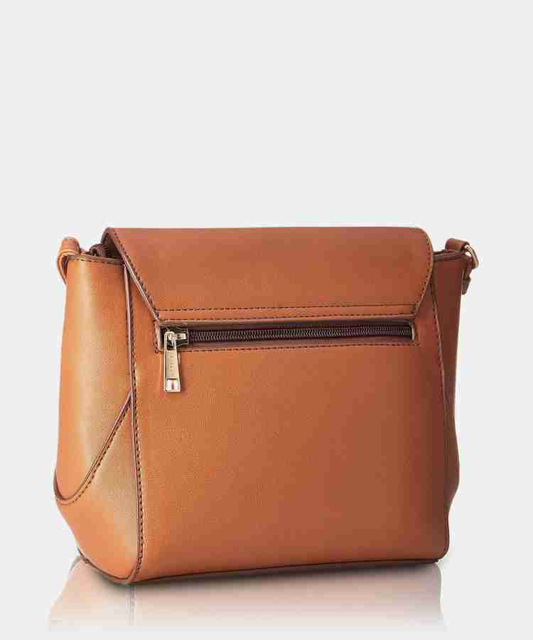 Caprese Orange Sling Bag Yondella Sling Medium Saddle Saddle Price in India Flipkart