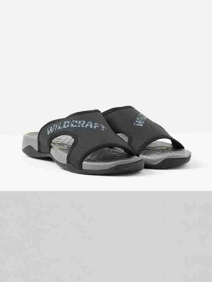 Wildcraft sales flip flops