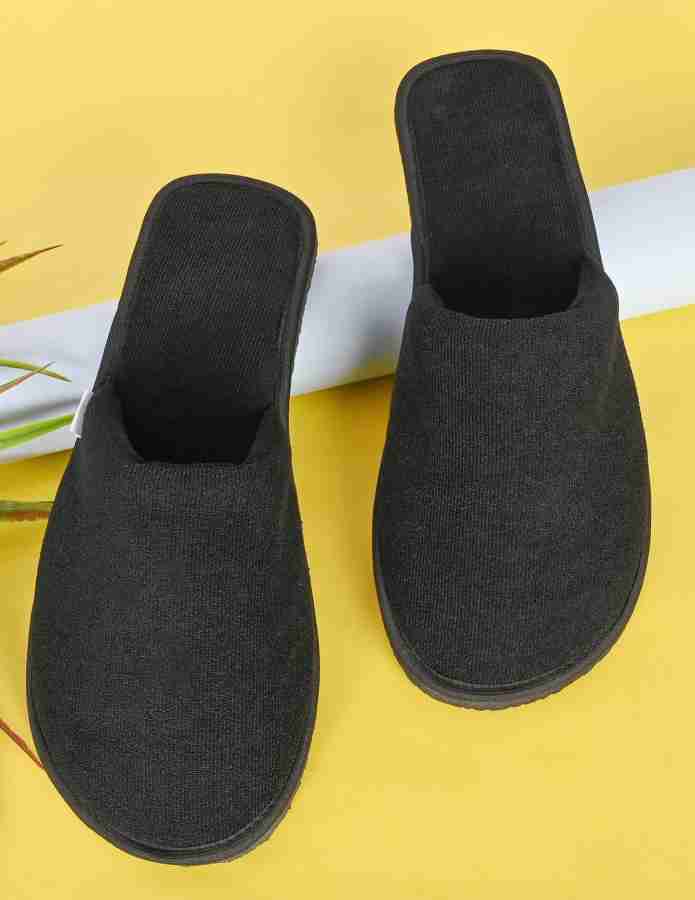 Trendy house online slippers