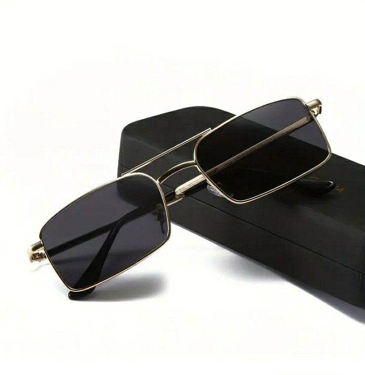 Sun Glasses Metal Frame Wayfarer Sunglasses Ray Ban New Wayfarer - Main Image