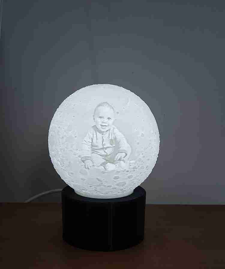 Makers original moon outlet lamp