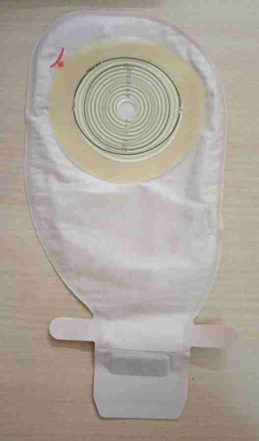 Coloplast 17500 Alterna Ostomy Bag Opaque (Pack Of 10) at Rs 2200