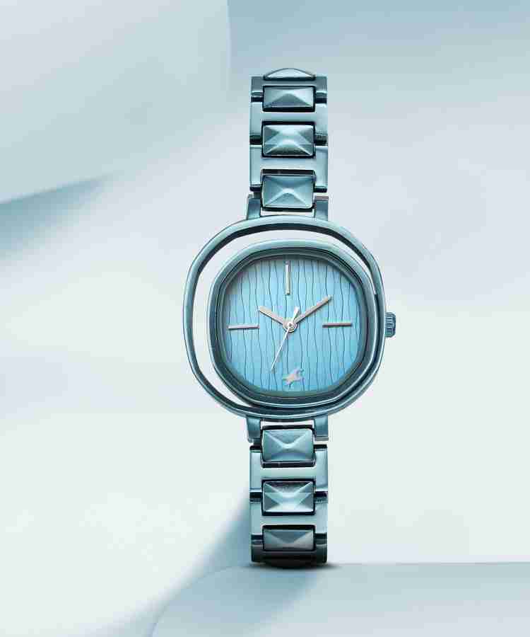 Fastrack watches deals under 900