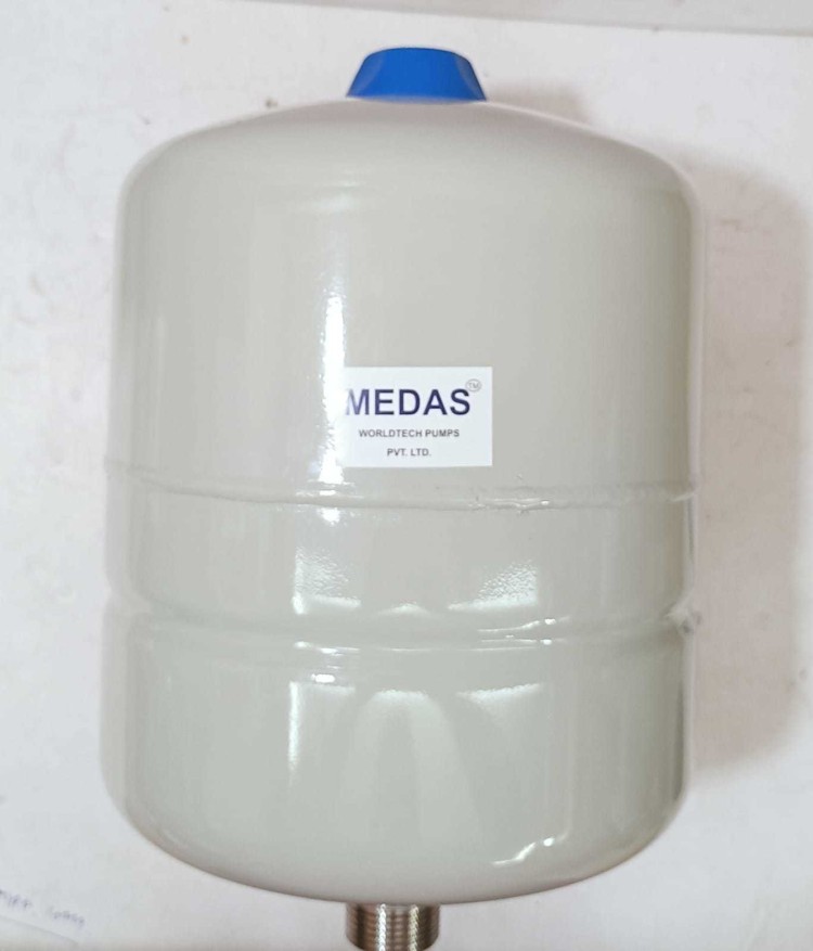 medas PRESSURE BOOSTER TANK 2/8/24/60medas PRESSURE BOOSTER TANK 2/8/24/60  