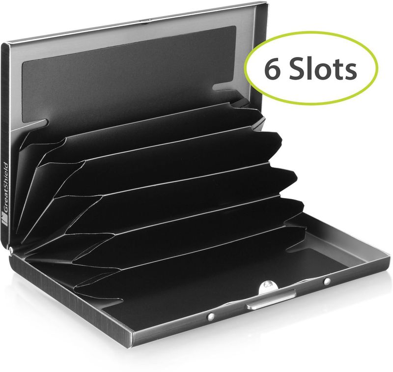 Yatee Jewel Collection Stylish Pocket-Sized Cardholder (Black) - Image 3