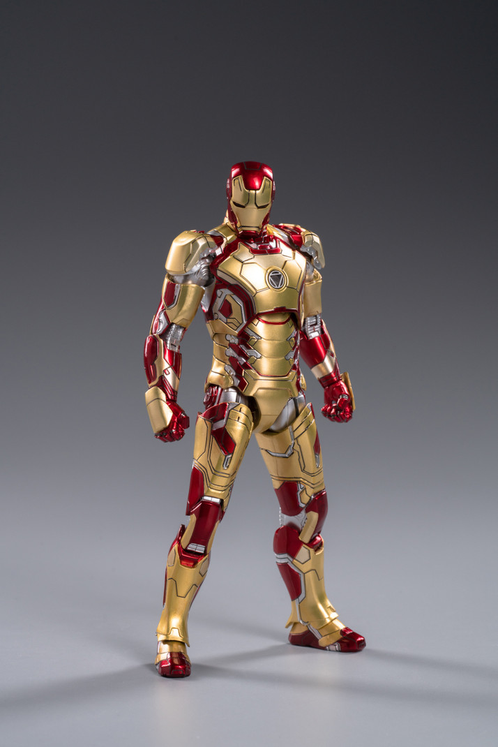MARVEL Iron Man Mark 42 Action Figure With Lights, Interchangeable Parts, Collectibles Multicolor