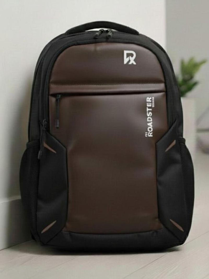 Roadster 37L Water Resistant Laptop Backpack - Image 2