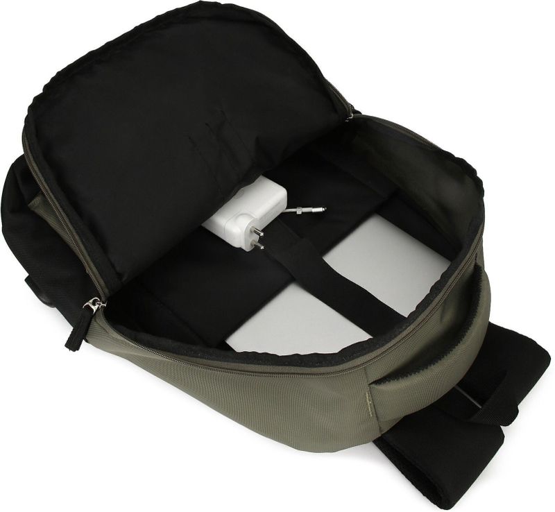 WROGN 35L Laptop Backpack with USB Charging - Image 6