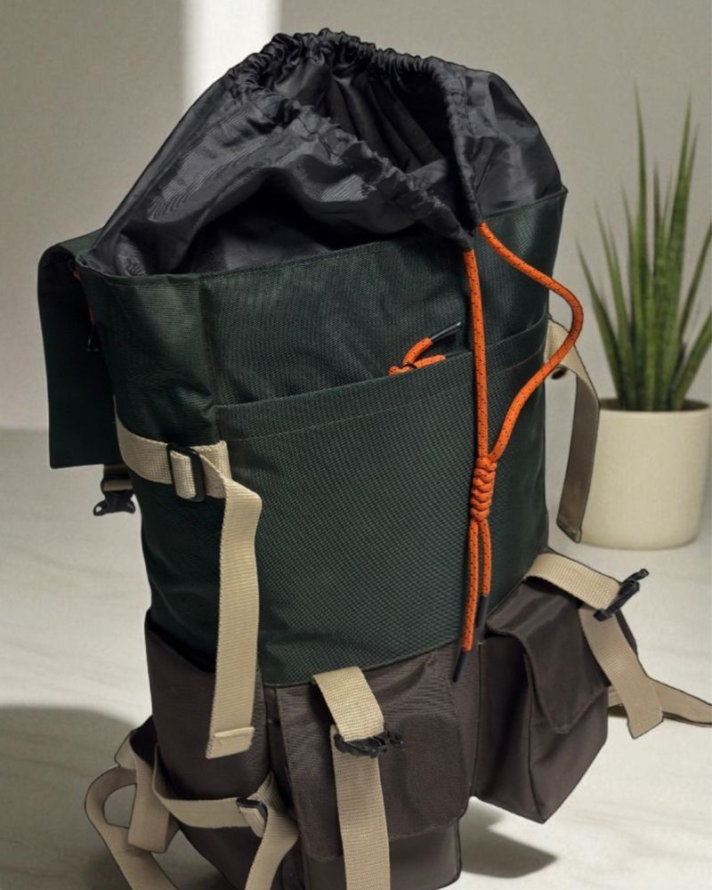 Vedera 35L Green Military Laptop Backpack - Image 4