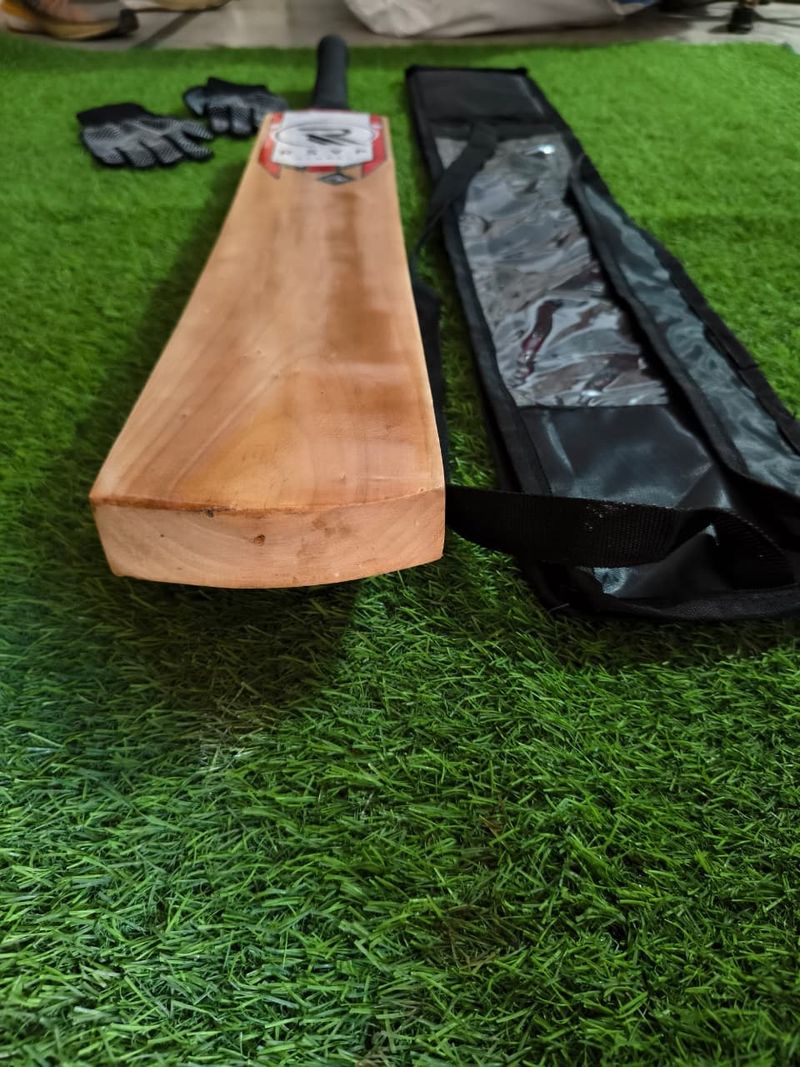 Rsvp Kashmir Willow Hard Tennis Bat Triple Blade Lightweight - Image 4