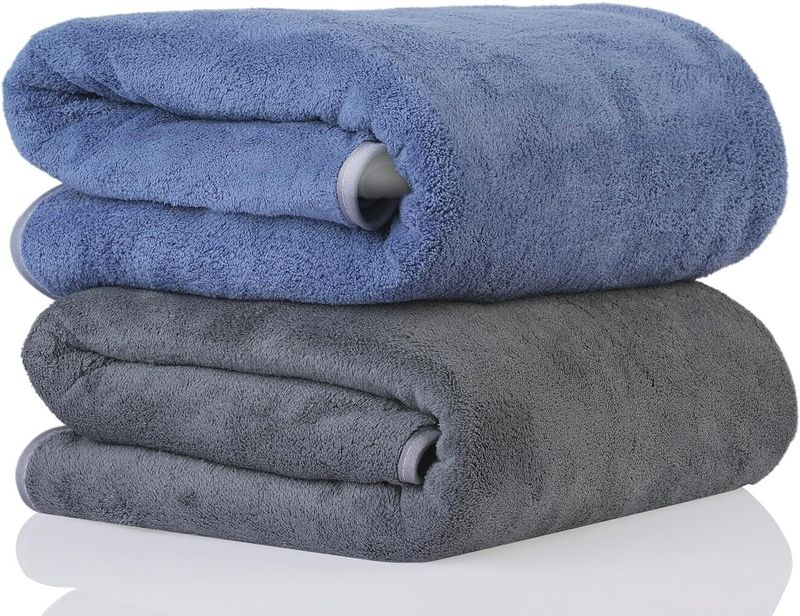 Sffizeex 500 GSM Microfiber Bath Towel - Image 2