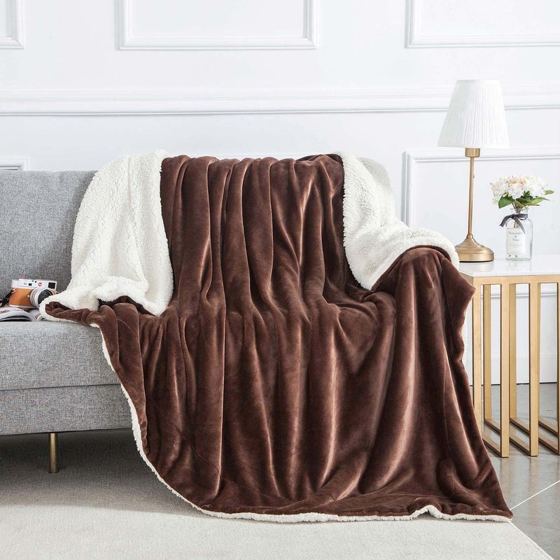 LA VERNE Double Sherpa Blanket for Heavy Winter - Image 2