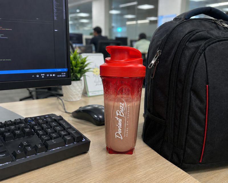 Deviant Buzz Premium Shaker Bottle 700ml - Image 3