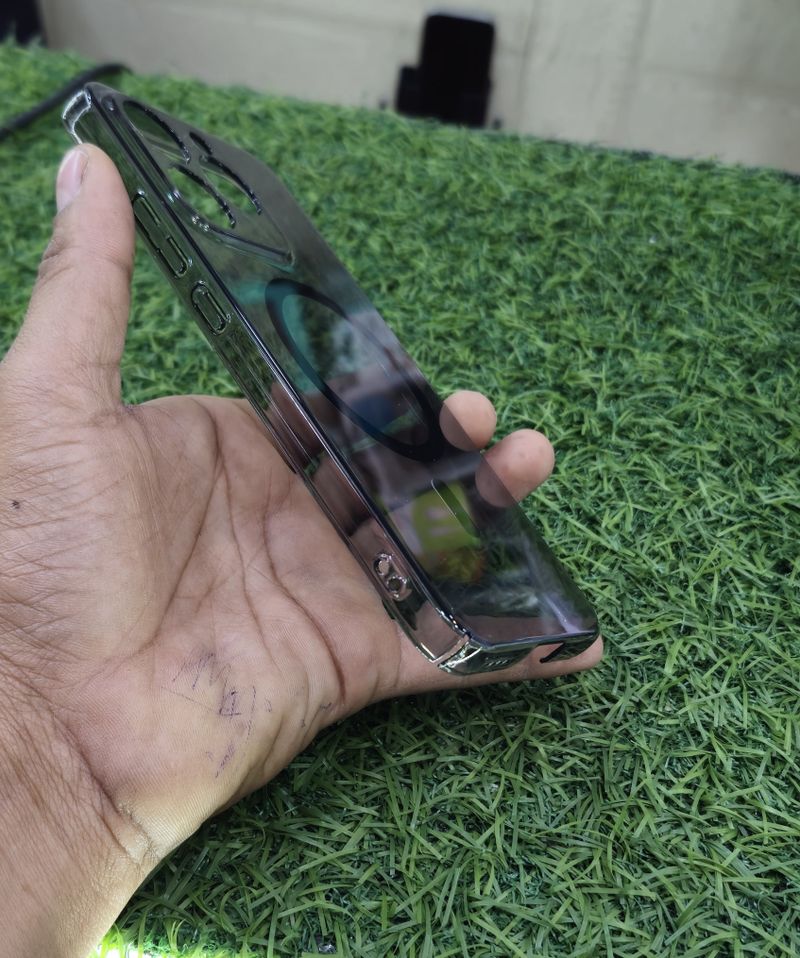 MR BROTHERS Back Cover for Realme 15T 5G Black - Image 6