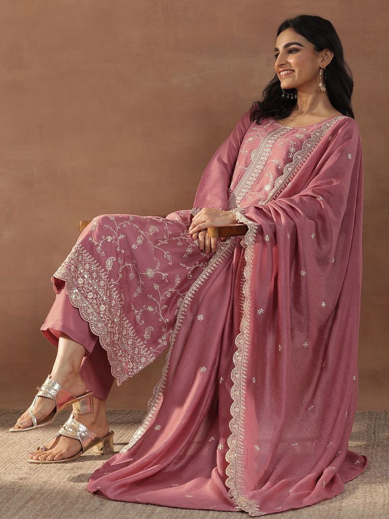 LIBAS Women Silk Blend Kurta Pant Dupatta Set - Image 5