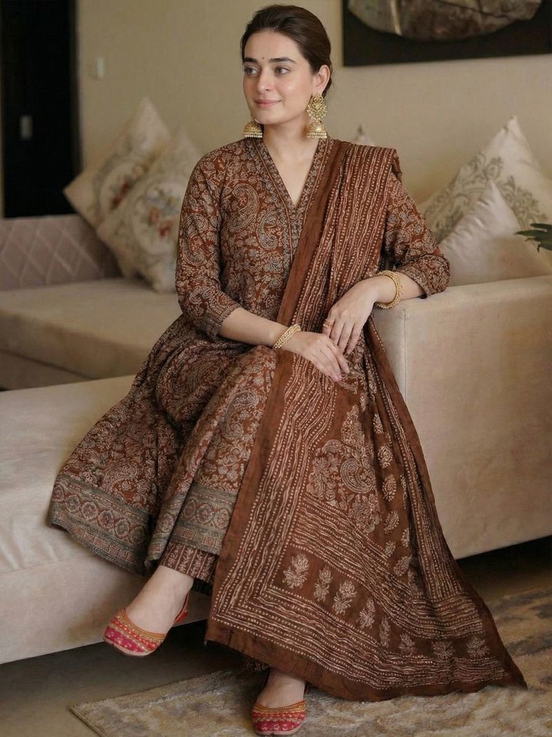 Gosriki Women Viscose Rayon Kurti Palazzo Dupatta Set - Image 4